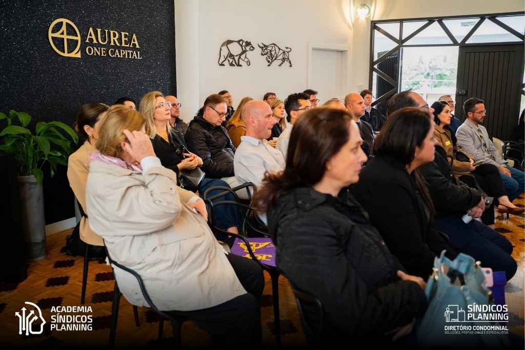 Fabiana Claudino no Café Síndicos Planning Blumenau